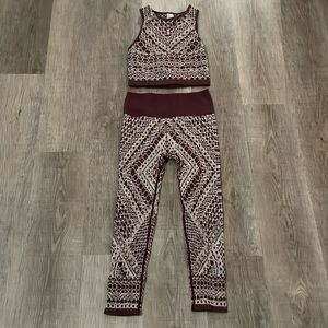 Fabletics Yoga Set - Top and Bottom - Size Small